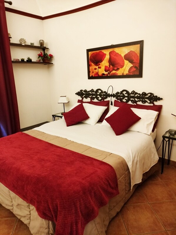 1 bedroom, desk, iron/ironing board, free WiFi