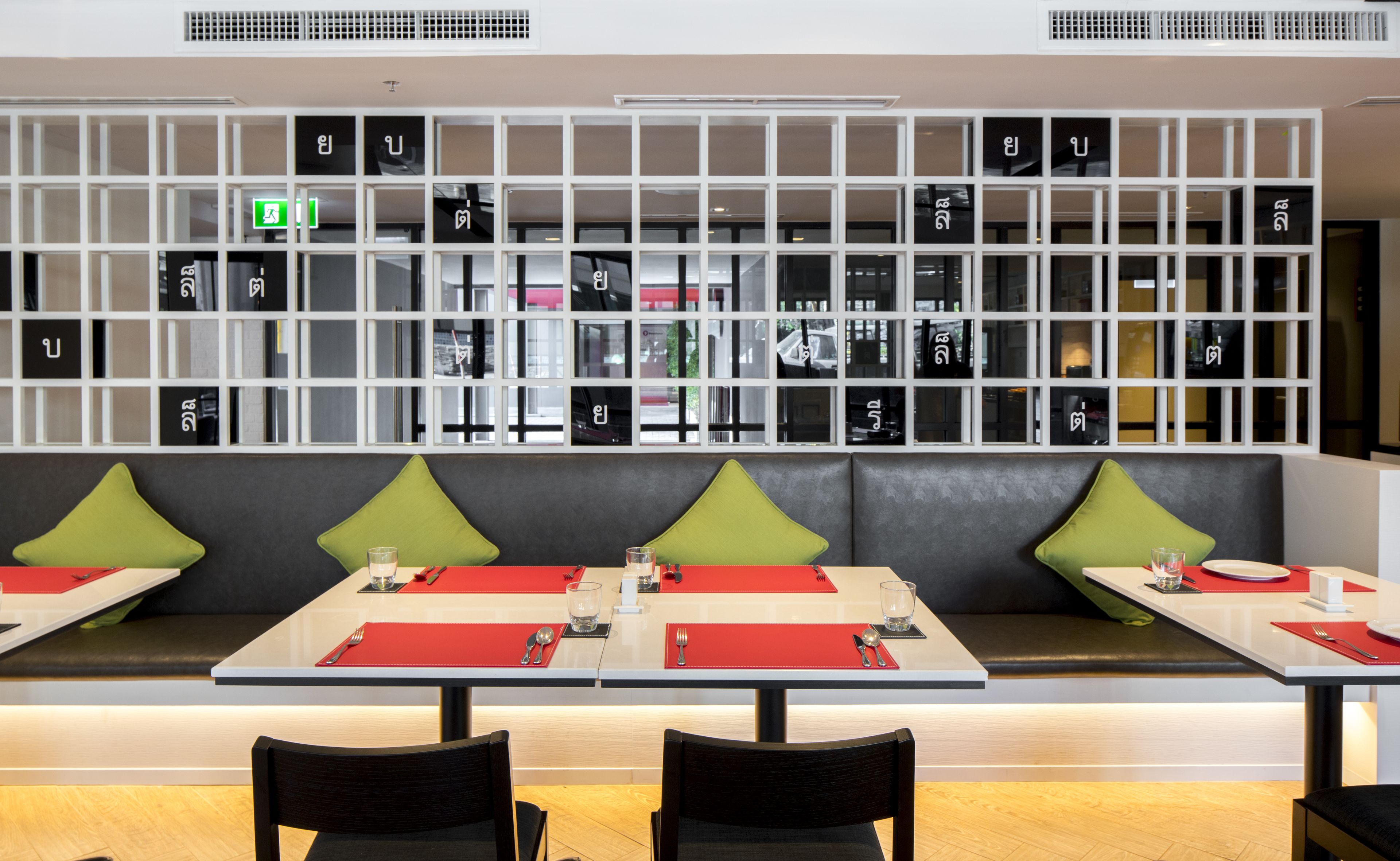 daily buffet breakfast (thb 294 per person)