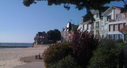 Charming family house near the beach