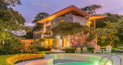 Villa moderne sur la plage - La propriété peut accueillir jusqu'à 16 pp - prÚs de la plage