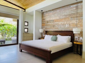 4 bedrooms, in-room safe, iron/ironing board, travel crib