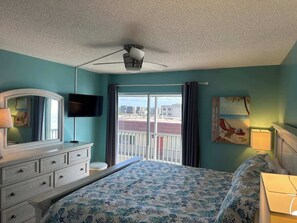 2 bedrooms, desk, iron/ironing board, WiFi