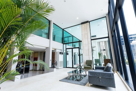 Sala de estar en el lobby. Green Point Residence Hotel