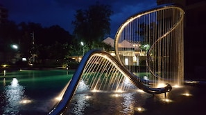 Poolwasserfall