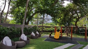Children’s play area – outdoor