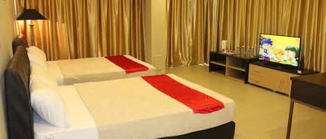 1 bedroom, minibar, iron/ironing board, free WiFi