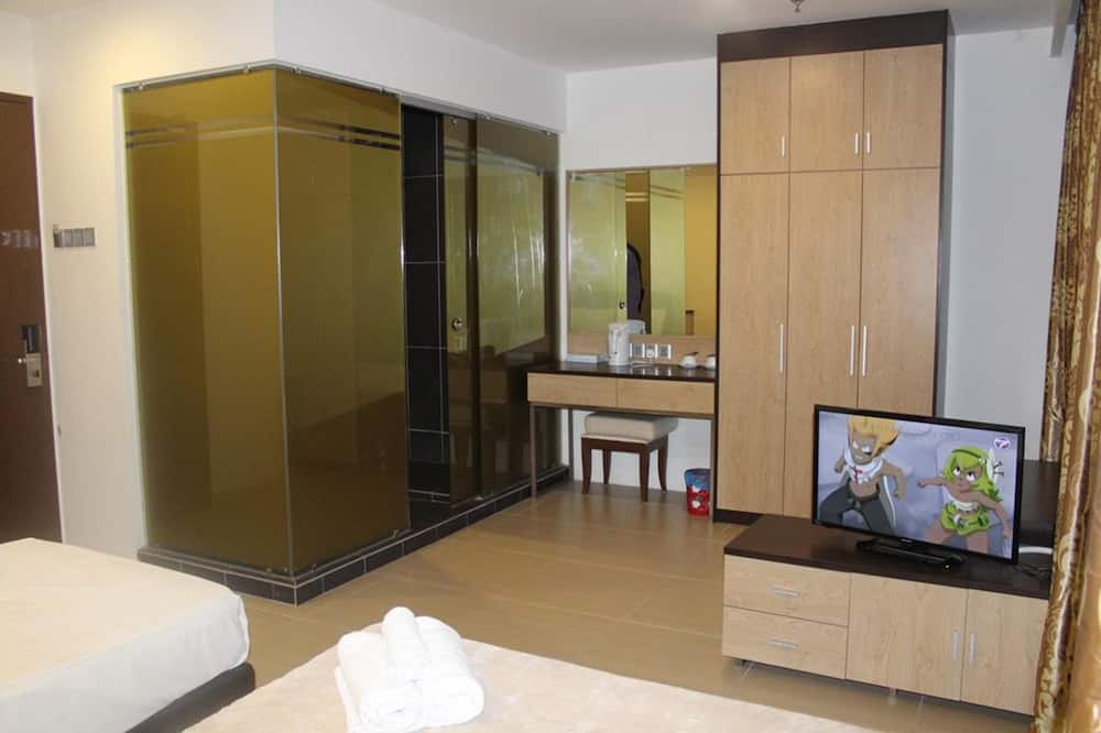 T Hotel Jalan Tar