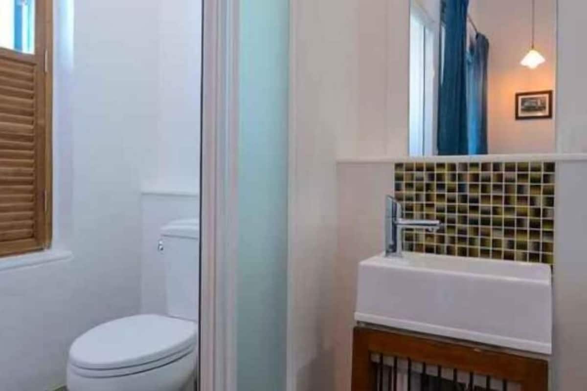 Phòng tắm | Buồng tắm vòi sen, đồ dùng nhà tắm miễn phí, máy sấy tóc