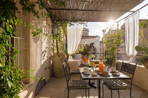 Terrace/patio - San Carlo Suites (Noto)