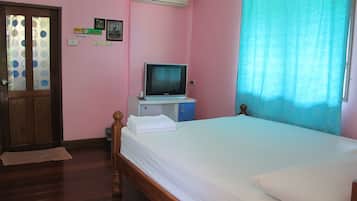 Standard Double Room | Room amenity