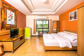 Standard Room - Prew Lom Chom Nam (Pluak Daeng)