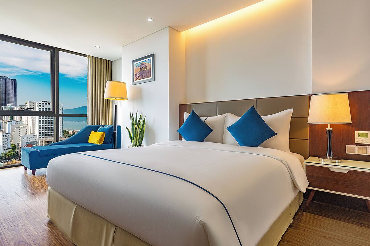 Quarto casal superluxo | Lençóis italianos Frette, roupas de cama premium, camas Select Comfort