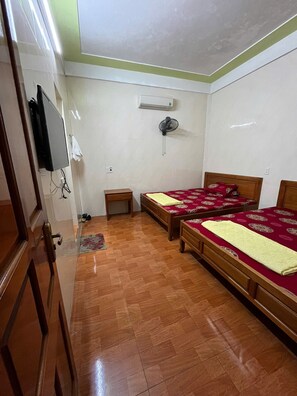 Double Room - Nha Nghi Gia Bao (Quang Ninh)