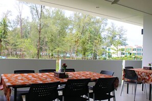 Se sirven almuerzos y cenas