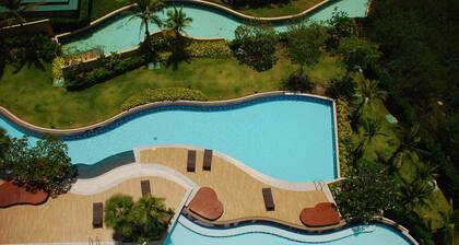 The Legend Boathouse - 904