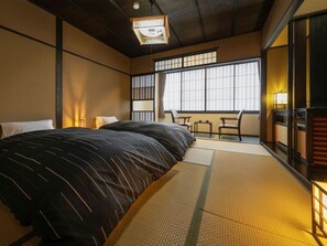 傳統雙床房 | 客房內保險箱、免費無線上網