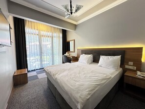 Standard Double or Twin Room | Desk, soundproofing, rollaway beds, free WiFi - Butik Inceli Hotel (Çaykara)
