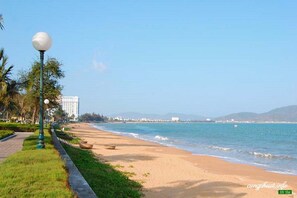 Beach - Yen Vy 32 Hotel - Hostel (Quy Nhon)