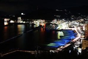 Beach - Atami Onsen GUEST HOUSE MEGUMI - Hostel (Atami)
