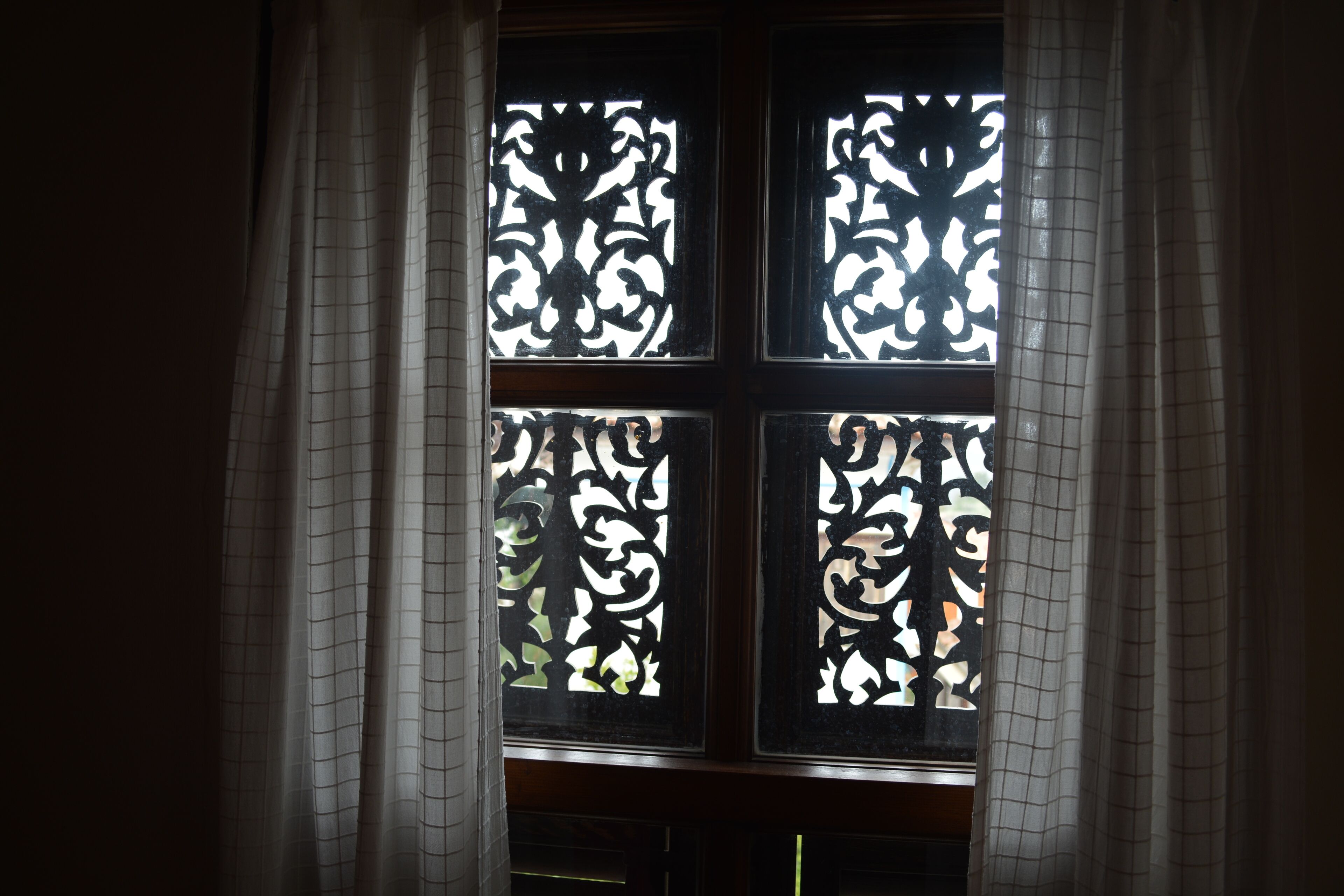 61-inch lcd tv with satellite channels, tv