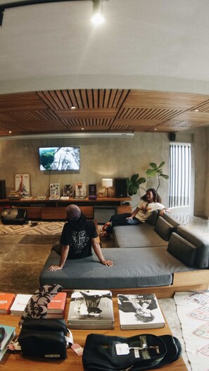 Lobby - Surf Motel (Canggu)