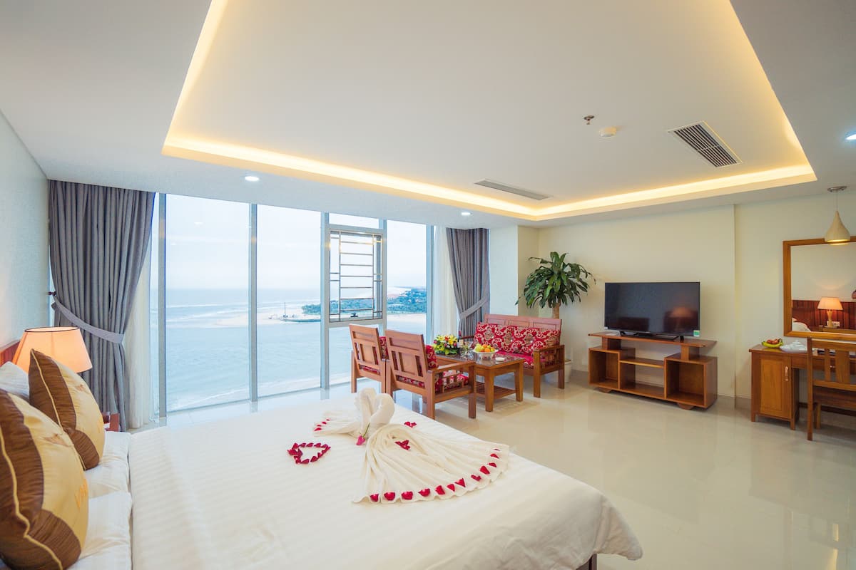 suite, ocean view | view from room