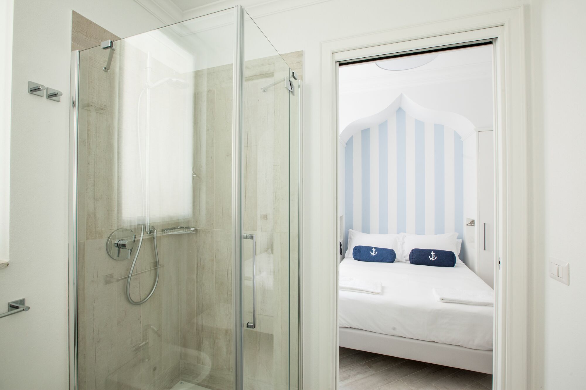 Classic Dependance,Annex Building | Bathroom | Shower, free toiletries, hair dryer, slippers