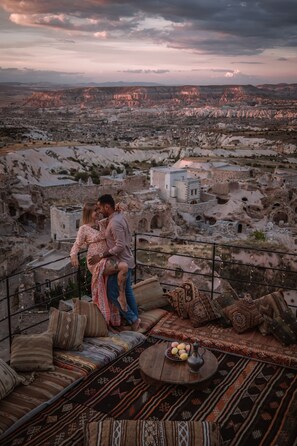 Terrace/patio - Helike Cave Suites (Nevsehir)