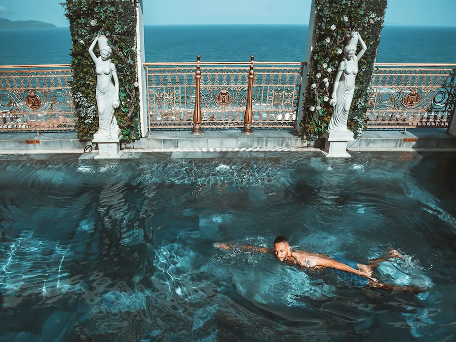 Outdoor pool, pool loungers