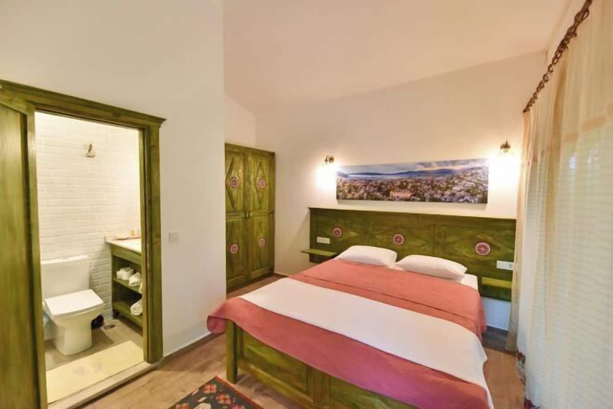1 slaapkamer, luxe beddengoed, een minibar, een kluis op de kamer