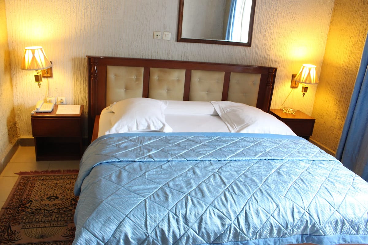 superior room | desk, blackout curtains, free wifi