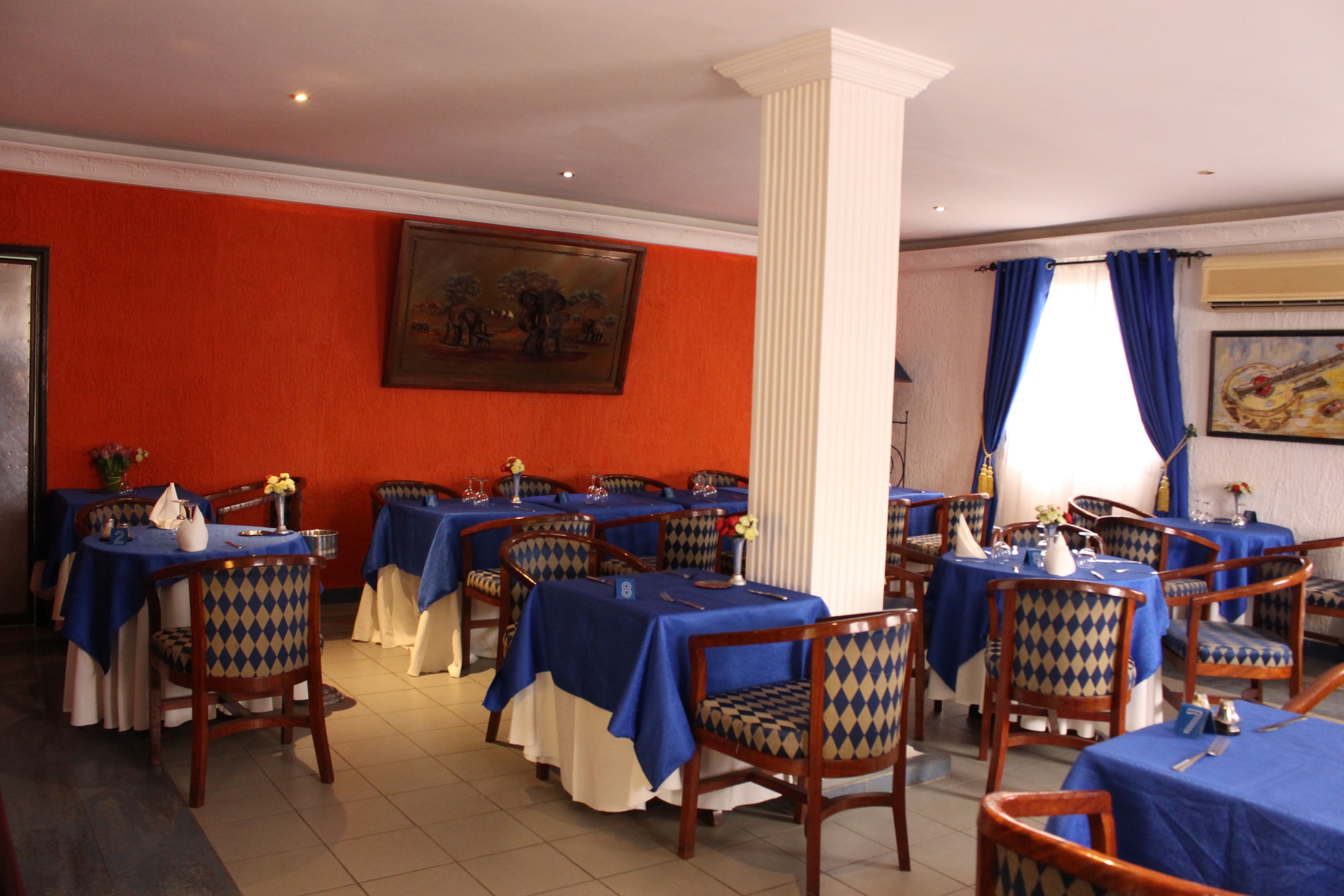 breakfast, lunch, dinner served; local and international cuisine