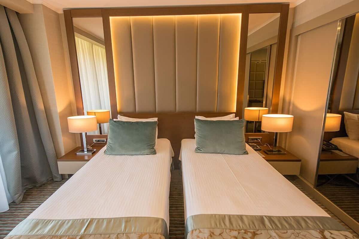 in-room safe, desk, soundproofing, free cots/infant beds