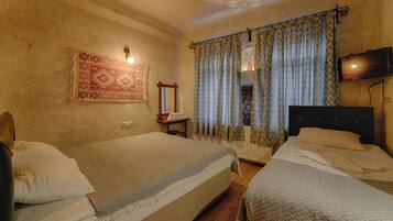 Panoramic-rum | Individuell inredning, skrivbord, ljudisolering och strykjärn/strykbräda