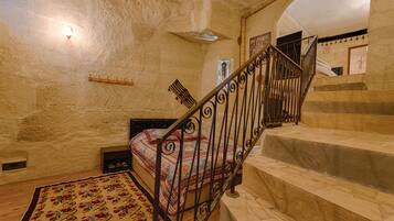 Individualmente decorados, escrivaninha, quartos à prova de som