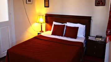 Standard Double Room | Desk, iron/ironing board, free WiFi, bed sheets