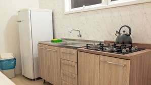 Family Chalet, 2 Bedrooms | Private kitchenette - Florianópolis Club (Florianópolis)