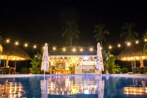 Exterior - Show Pony Ranchero Resort - Boutique Beach Hotel (Las Lajas)