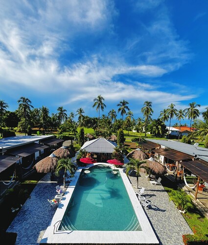 Show Pony Ranchero Resort - Boutique Beach Hotel