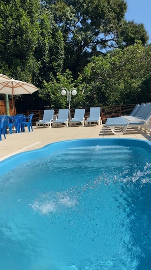 2 outdoor pools, sun loungers