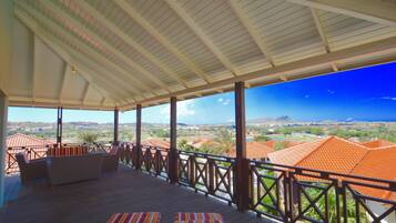 Vue depuis lâhĂ©bergement