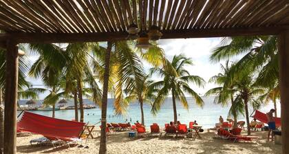 Blue Bay Beach Villas