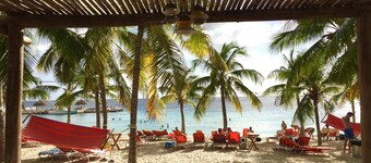 Blue Bay Beach Villas