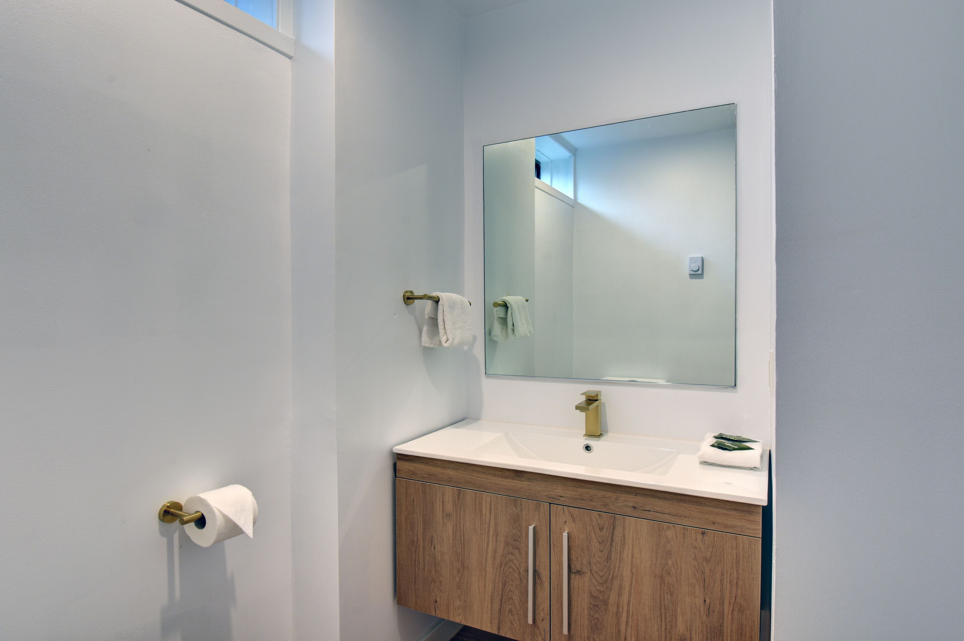 superior room, 1 queen bed, hot tub | bathroom | free toiletries, hair dryer, soap, shampoo