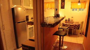 City House, 2 Bedrooms, Kitchen, Garden View | Private kitchen - Central Retreat by Bohemian Lodges (Kingston)