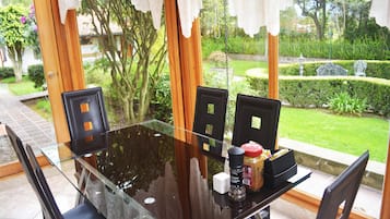 Free daily full breakfast