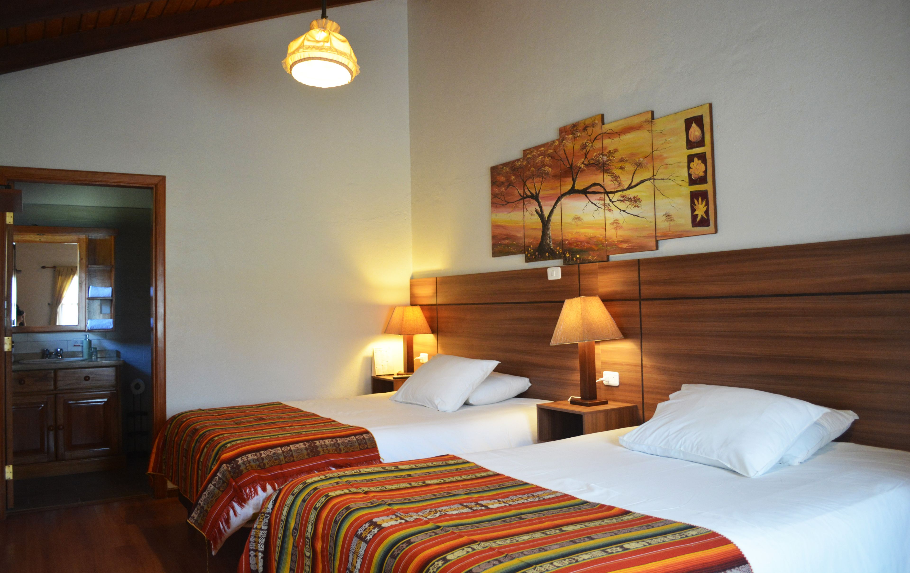 Chambre Double Familiale, 2 lits doubles | Minibar, Wi-Fi gratuit