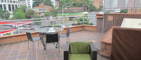 Penthouse, 3 Bedrooms, Hot Tub (1 King and 2 Queen Beds) | Terrace/patio