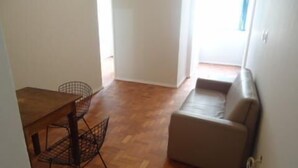 Unclassified image, 4 of 7, button - Copacabana 1 Bedroom - RSF210502 (Rio de Janeiro)