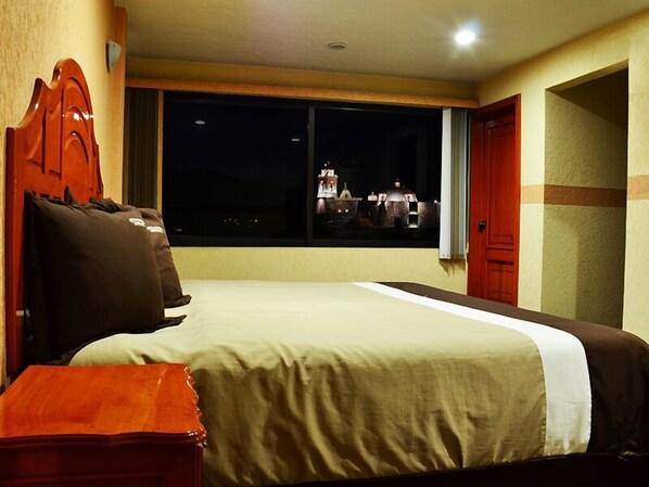 熨斗/熨衫板、免費 Wi-Fi、床單